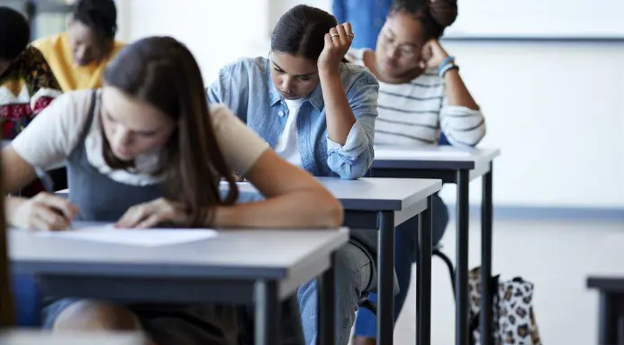 آزمون UNED و آمادگی برای آزمون PCE اسپانیا